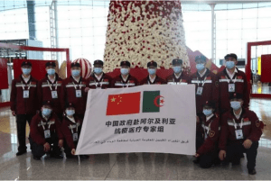 مراسم الانطلاق لفريق الخبراء الصينيين إلى الجزائر لمكافحة الجائحة
