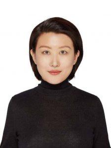 الإعلامية الصينية فيحاء وانغ شين